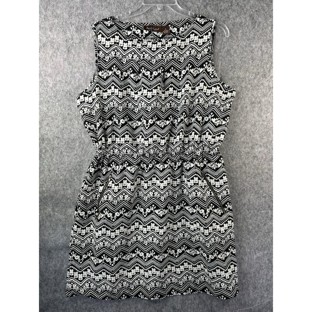 Women’s 2X Speed Control Dress Black White Floral Flowing Sleeveless Whimsical